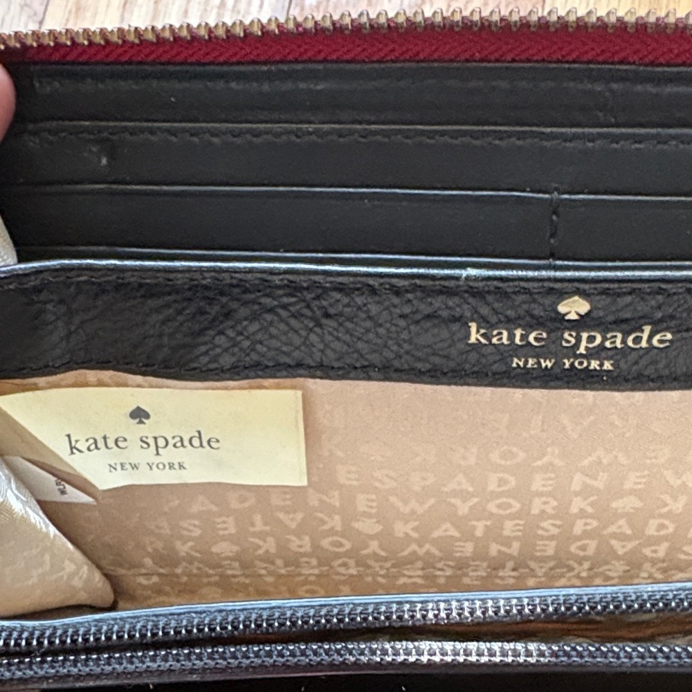 Kate Spade Glossy Red Zip Wallet - Picture 3 of 6